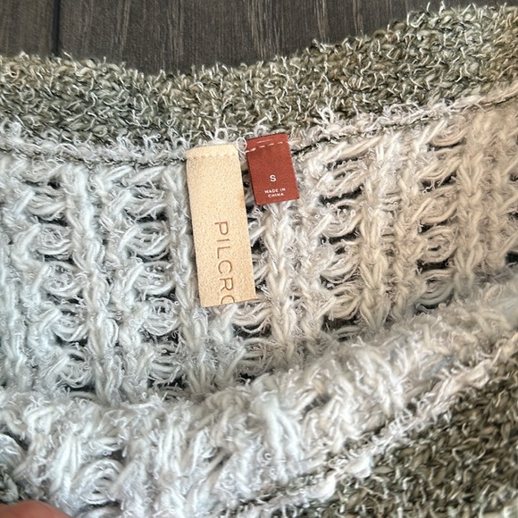 Woman’s Pilcro sweater - Picture 4 of 4